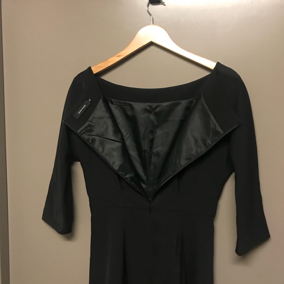 Black Dress - Picture 4 of 4